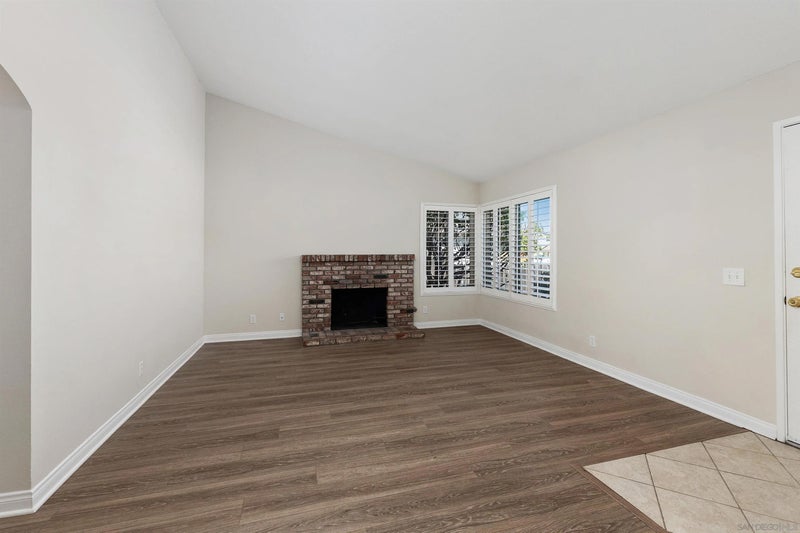 1825 Donahue Dr.