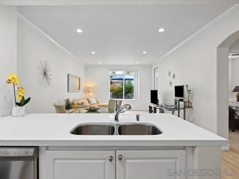 9237 Regents Rd. #K101