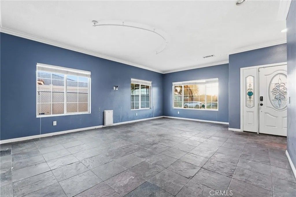 Photo of 26647 Mainsail Ln, Helendale, CA 92342 (MLS # IG26022054)