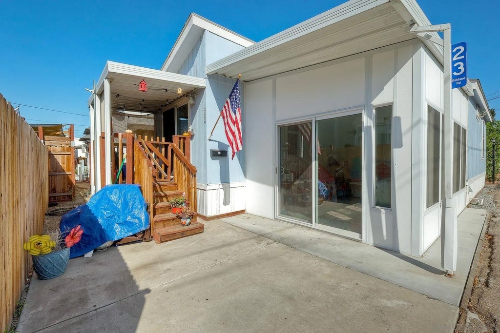 Photo of 7495 Oakland Rd #23, La Mesa, CA 91942 (MLS # 260022768)