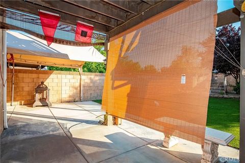 Tiny photo for 43635 Castle Circle, Lancaster, CA 93535 (MLS # SR25252078)