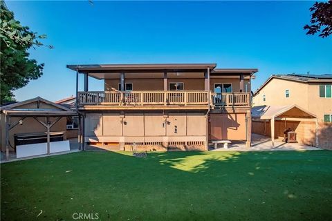 Tiny photo for 43635 Castle Circle, Lancaster, CA 93535 (MLS # SR25252078)