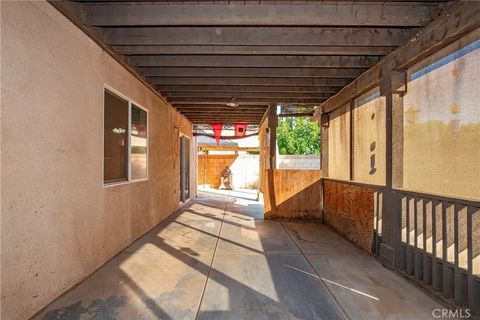 Tiny photo for 43635 Castle Circle, Lancaster, CA 93535 (MLS # SR25252078)