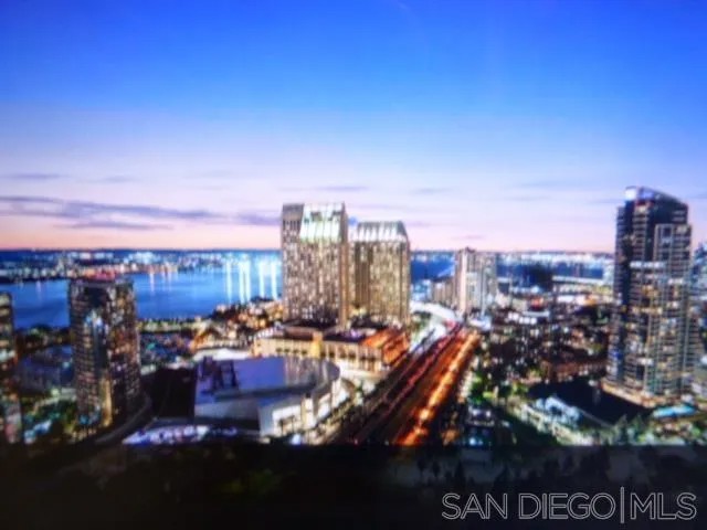 100 Harbor Dr 3404