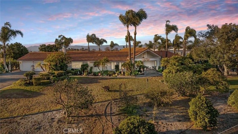 17850 Vista Del Lago