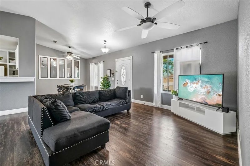 16315 Winona