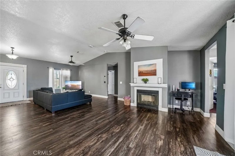 16315 Winona