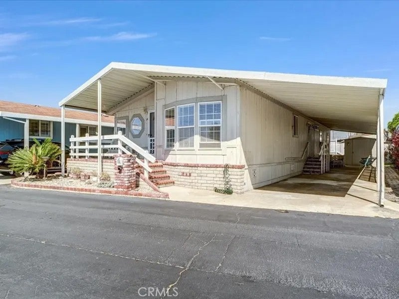 16222 Monterey 84