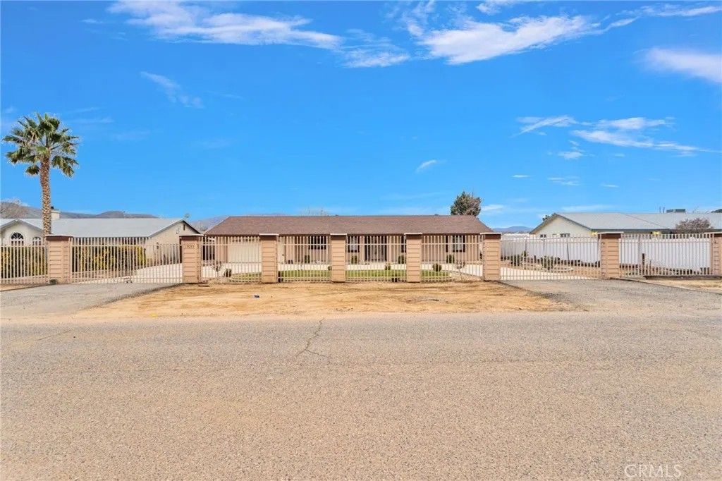 Photo of 19055 Seaforth Street, Hesperia, CA 92345 (MLS # HD26012478)