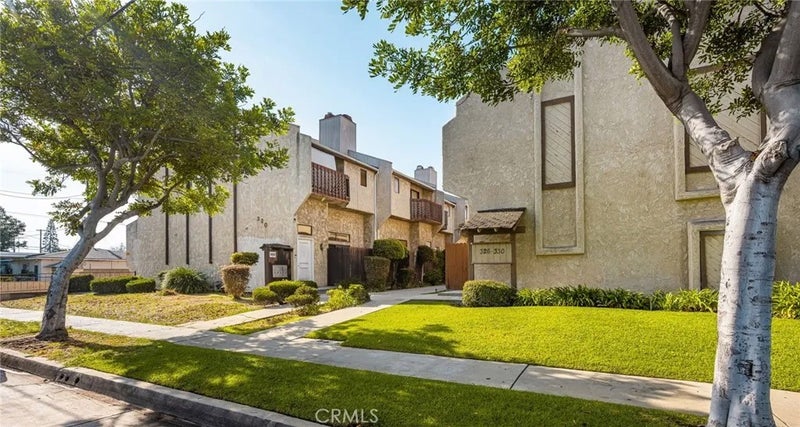 320 W 220th Unit 4