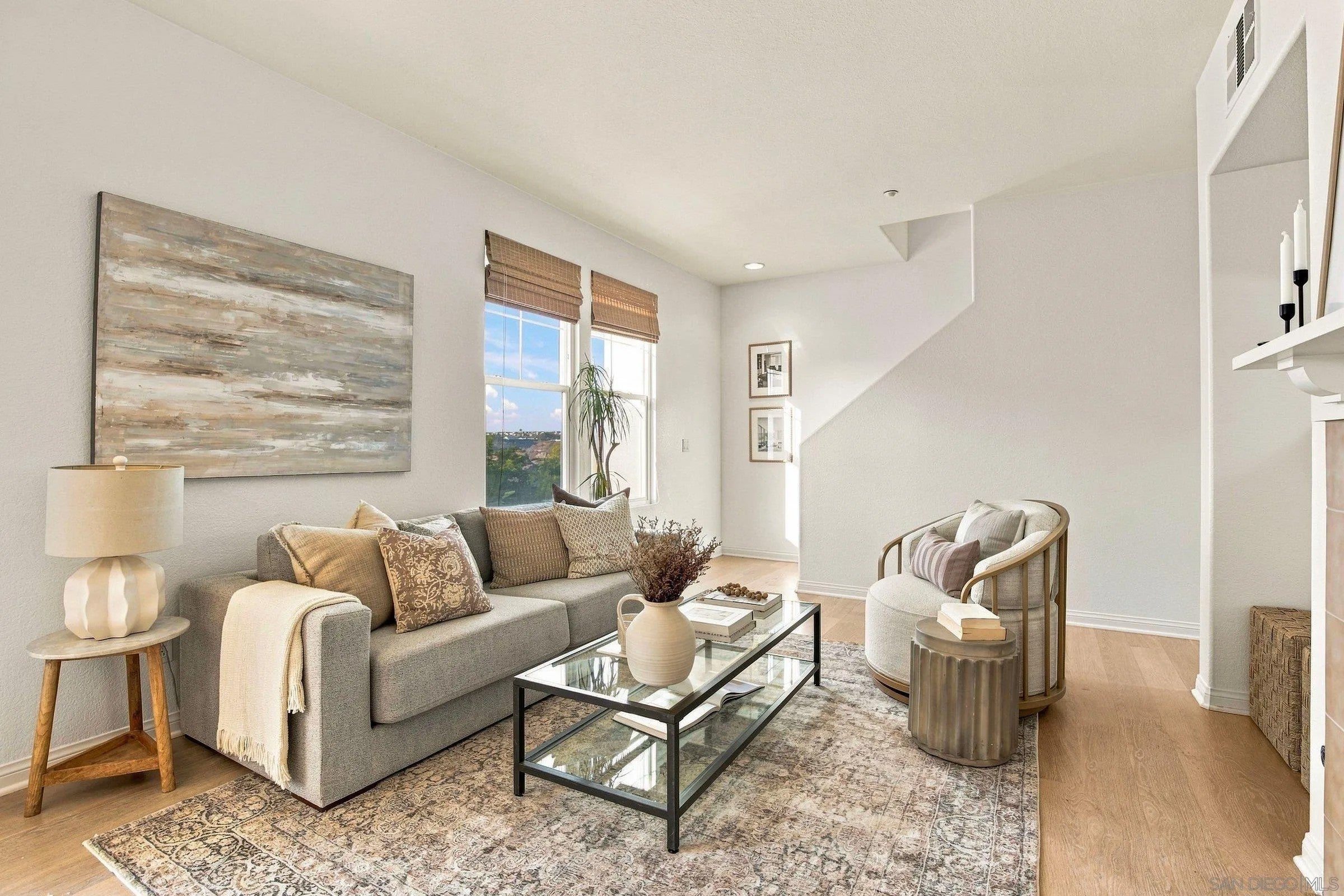 845 Harbor Cliff Way 305
