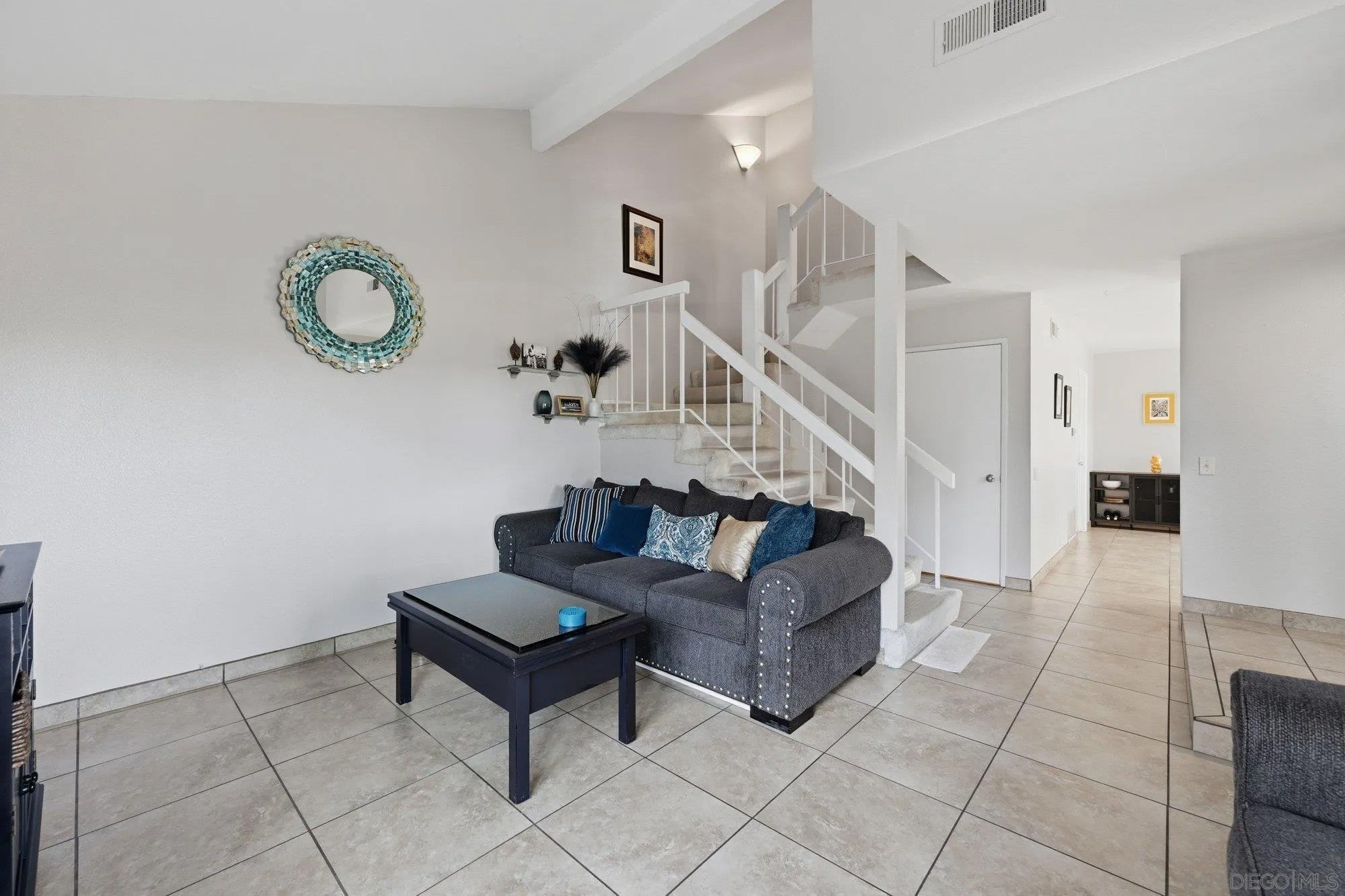 11089 Clairemont Mesa Blvd