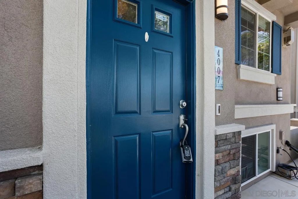 Photo of 4007 Bluff View Way, Carlsbad, CA 92008 (MLS # 2600715)