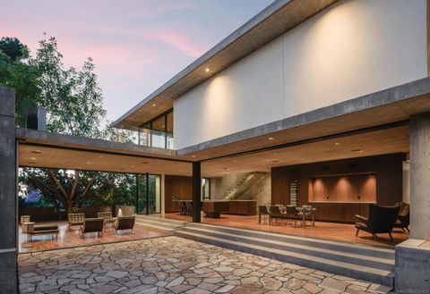 4420 Arista Dr San Diego CA 92103