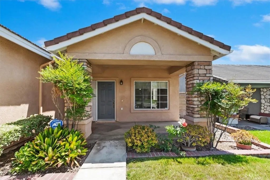 15355 Darlene