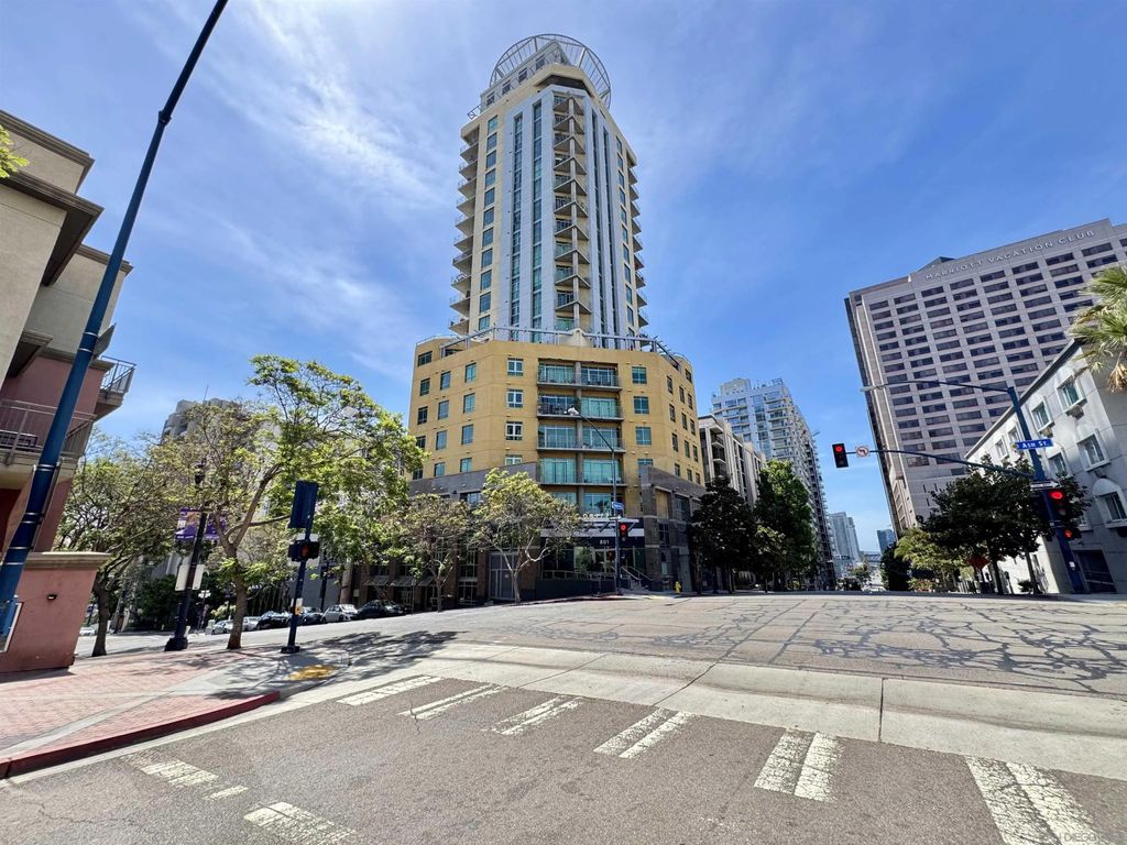 Photo of 801 Ash St #101, San Diego, CA 92101 (MLS # 260006073)