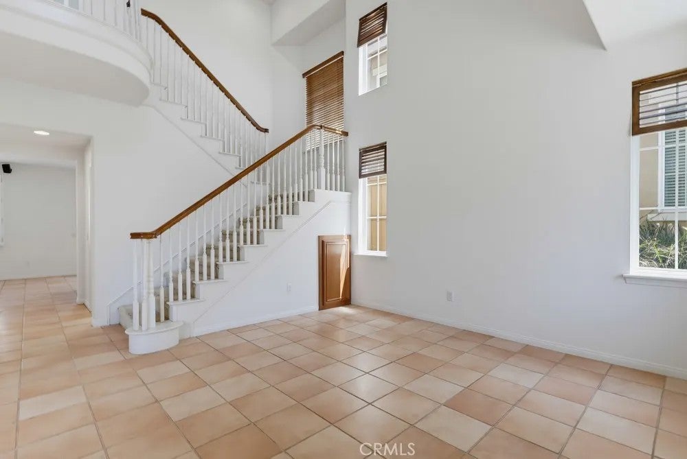 2357 Promontory