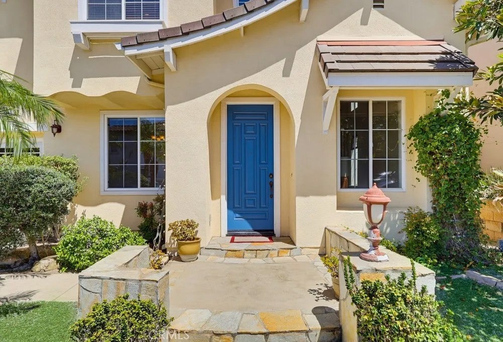 2357 Promontory
