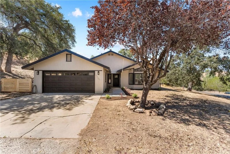 22381 William Tell Trail