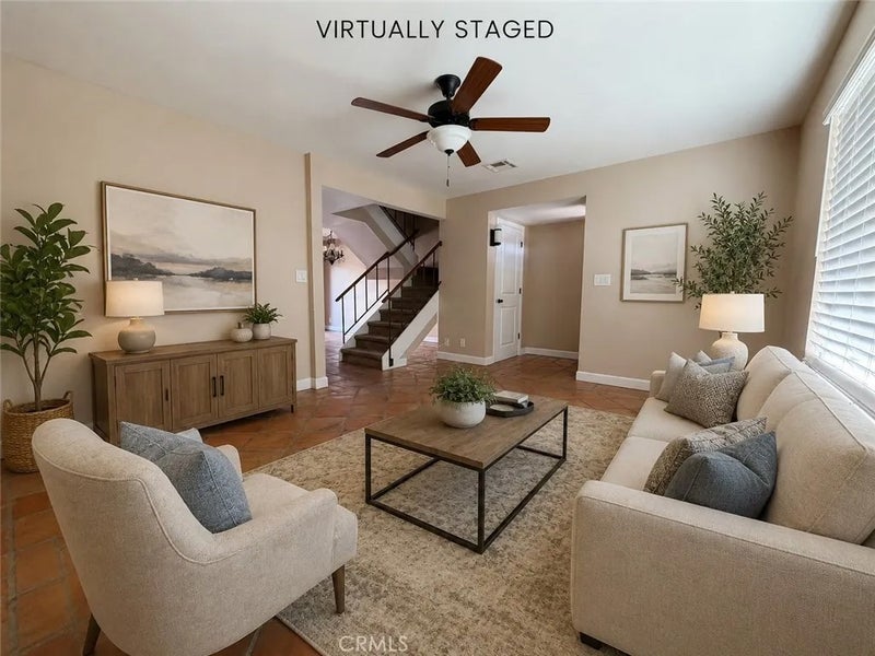 18324 Brookhurst