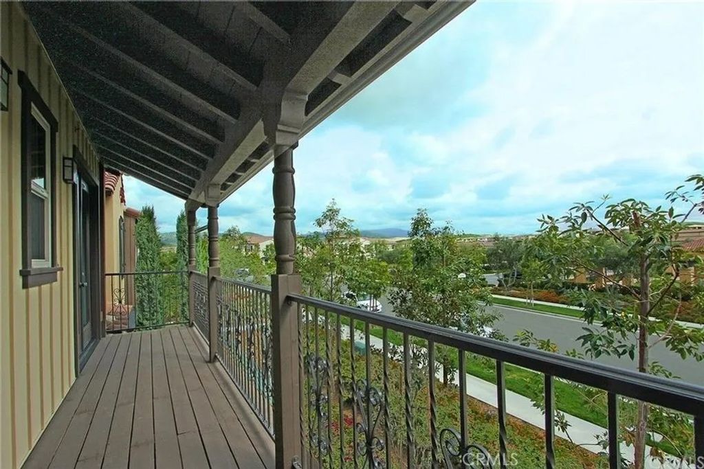 Photo of 105 Northern Point, Irvine, CA 92618 (MLS # OC25279887)