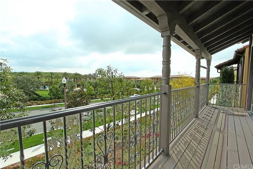 Photo of 105 Northern Point, Irvine, CA 92618 (MLS # OC25279887)