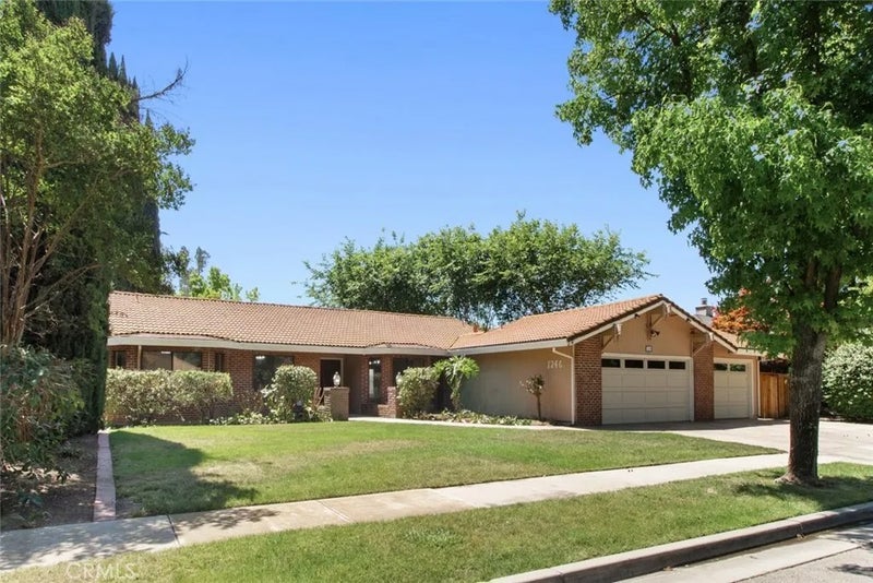 1246 Paseo Redondo
