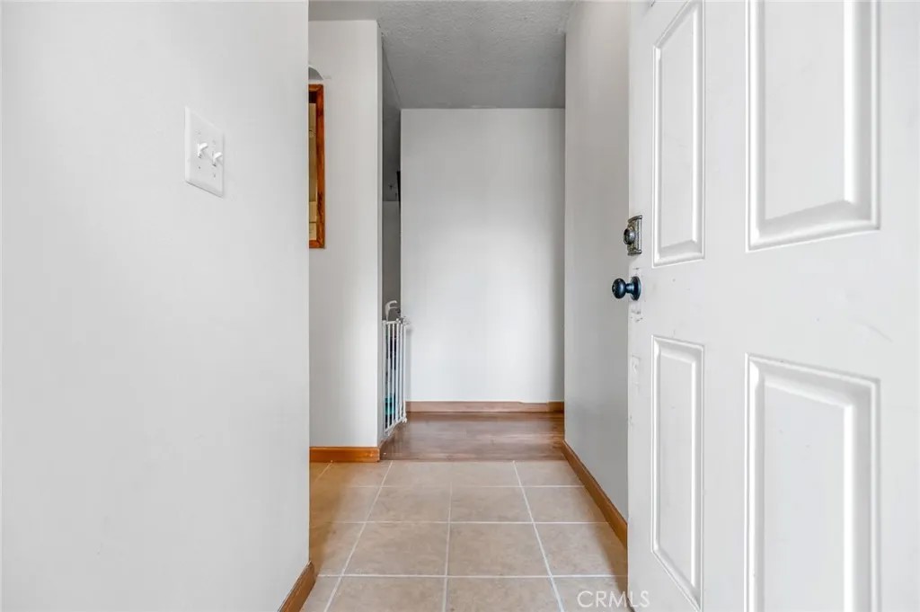 1818 W Buena Vista