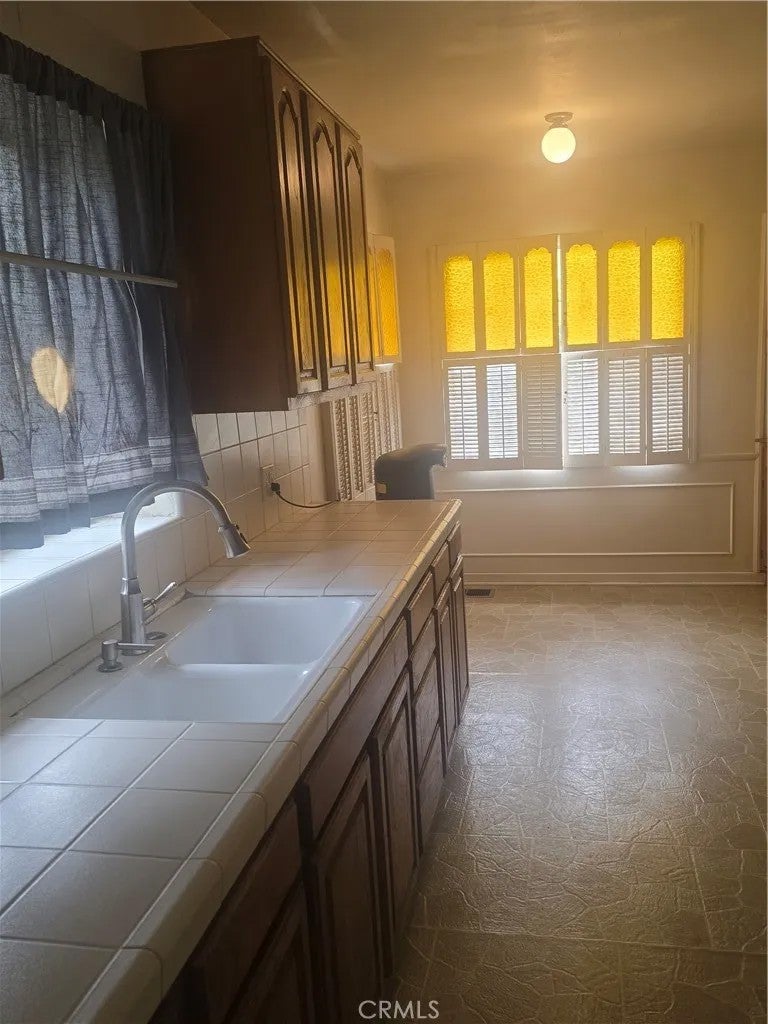 1760 Grandview