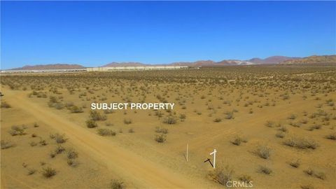 46337131 Comanche Apple Valley CA 92307