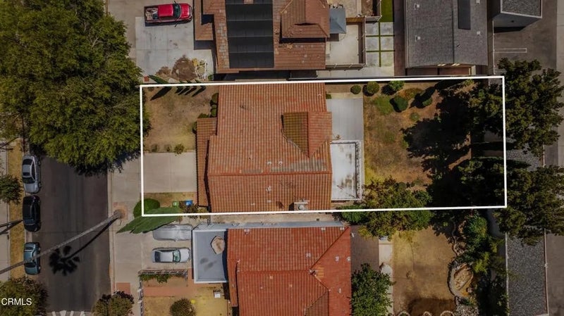 20150 Stagg Street