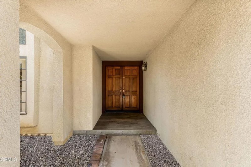 20150 Stagg Street