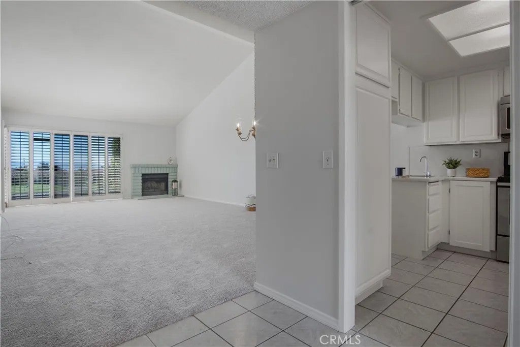 1254 Upland Hills North