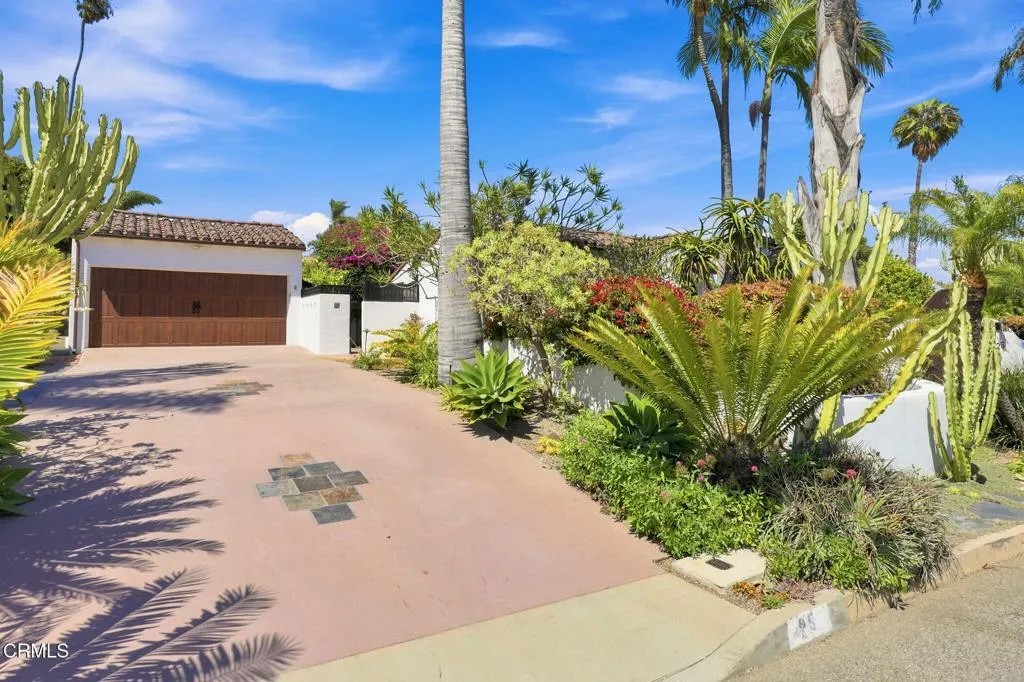 25 Encinal Place
