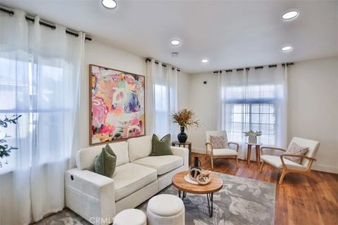 Tiny photo for 6851 Coachella Ave, Long Beach, CA 90805 (MLS # OC25239053)