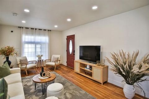 Tiny photo for 6851 Coachella Ave, Long Beach, CA 90805 (MLS # OC25239053)