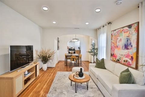 Tiny photo for 6851 Coachella Ave, Long Beach, CA 90805 (MLS # OC25239053)