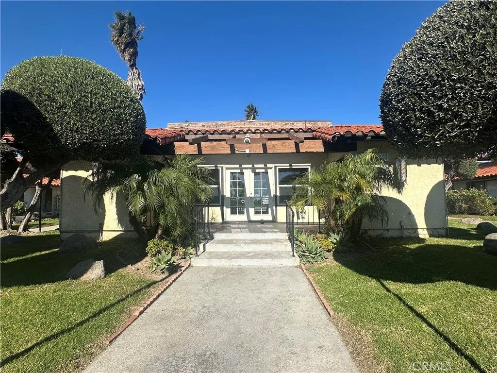 Photo of 3927 W McFADDEN Ave #B, Santa Ana, CA 92704 (MLS # PW26007469)