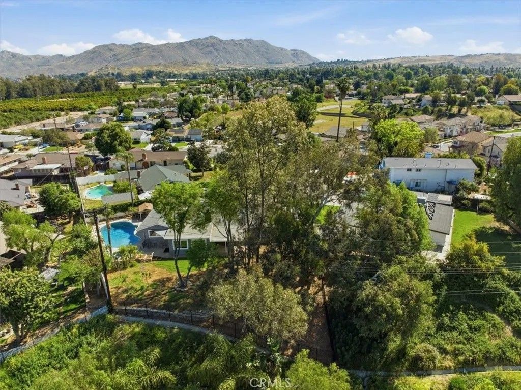 Photo of 5091 Berryhill Place, Riverside, CA 92507 (MLS # IV26059725)