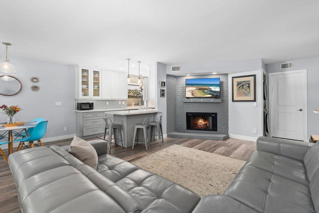 Photo of 3820 Groton Street #2, San Diego, CA 92110 (MLS # 250040745)