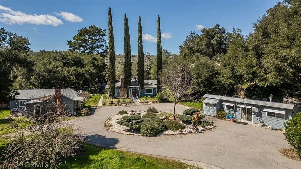 Photo of 5600 Cascabel Road, Atascadero, CA 93422 (MLS # FR25060921)