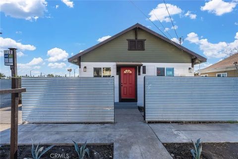 Photo of 821 Spruce St, San Bernardino, CA 92410 (MLS # CV26023765)