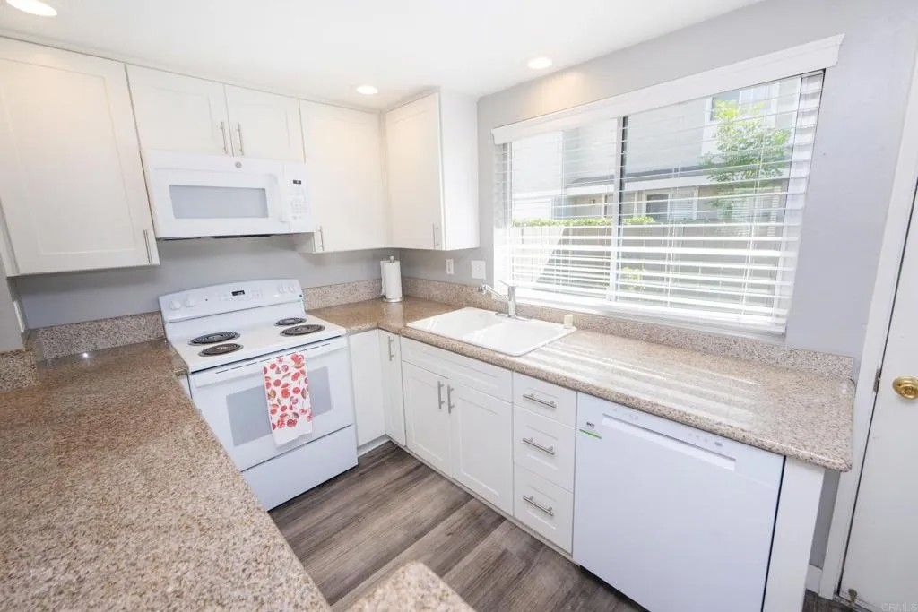 Photo of 929 Jamacha Road #B, El Cajon, CA 92019 (MLS # PTP2605203)