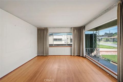 Tiny photo for 5327 Buttons Avenue, Temple City, CA 91780 (MLS # WS25238504)