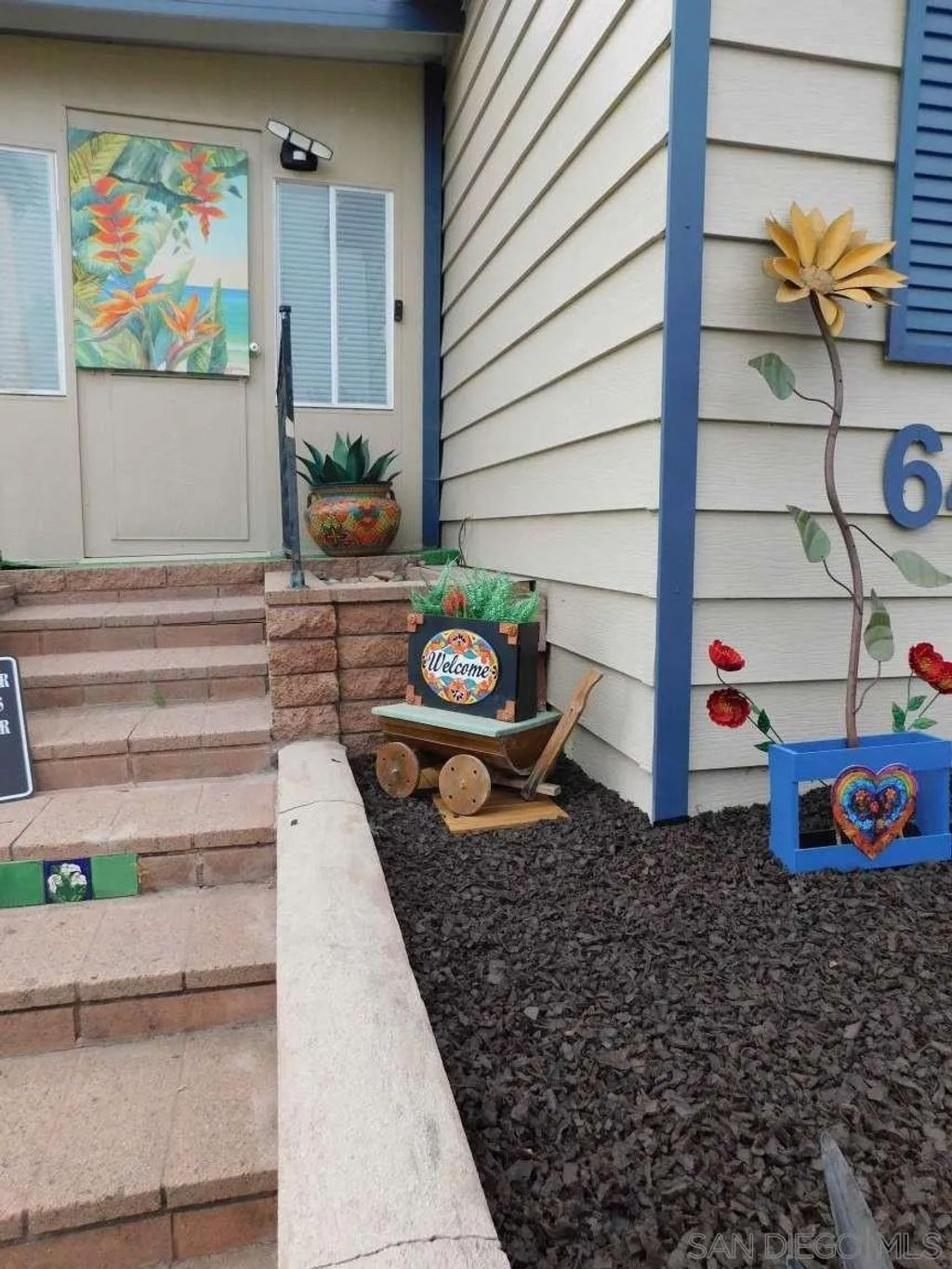 Photo of 245 W Bobier Dr #SPC 64, Vista, CA 92083 (MLS # 250037956)