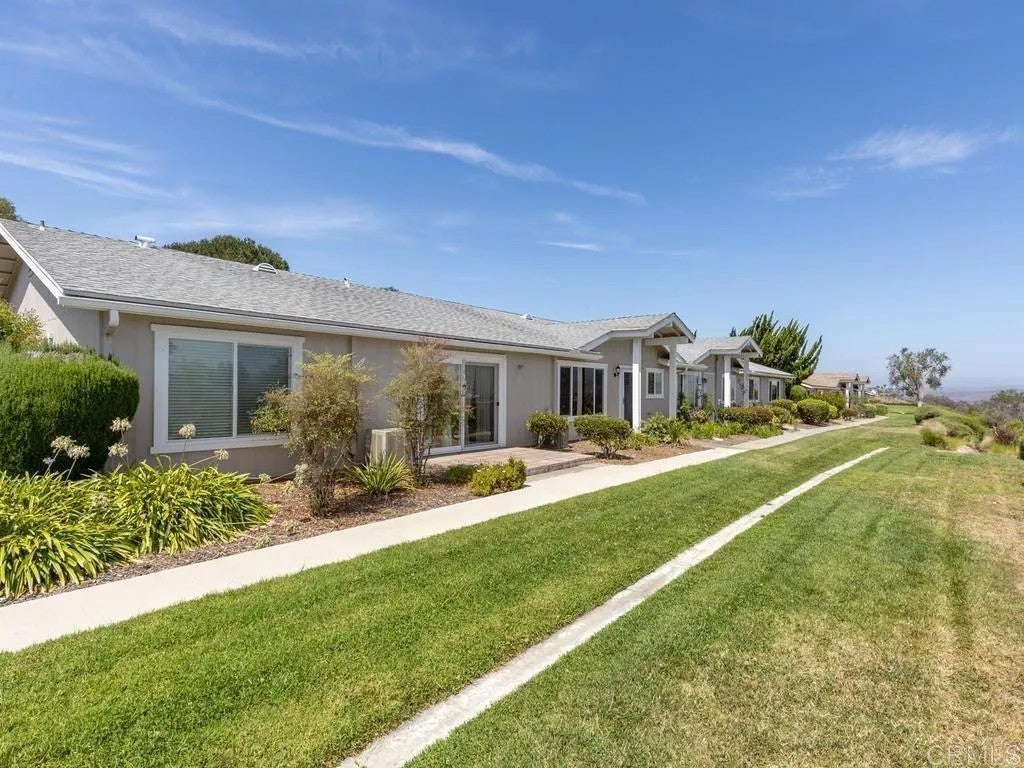 4362 Dowitcher Way