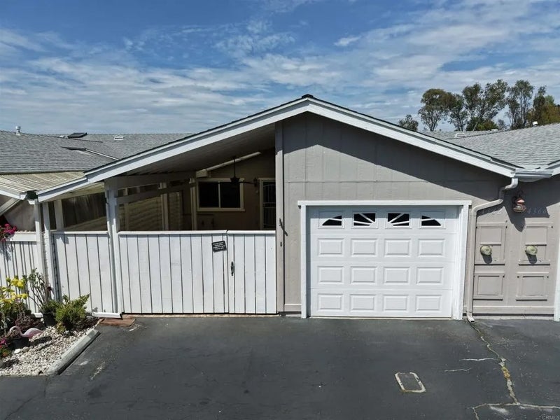 4362 Dowitcher Way