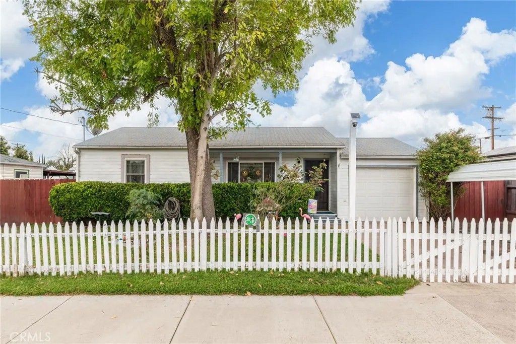 Photo of 296 Southern Rd, El Cajon, CA 92020 (MLS # SW26070260)