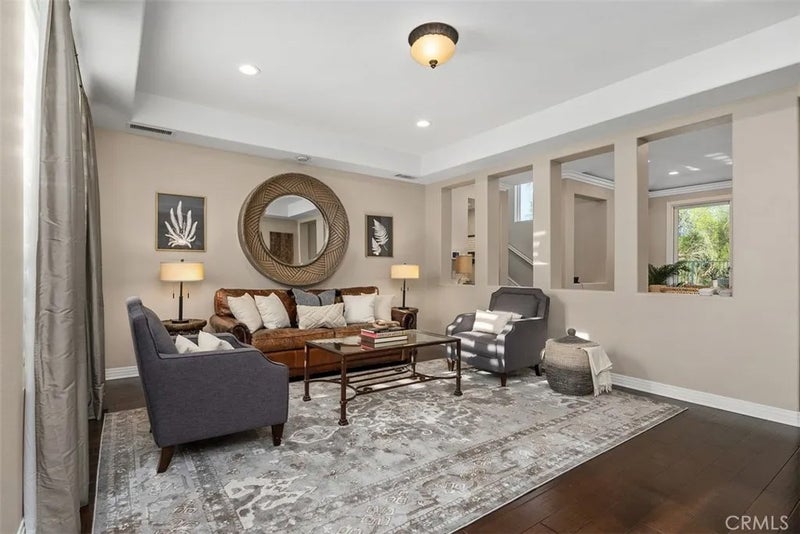 16 Vela Court