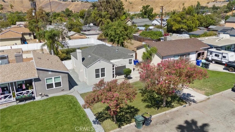 3612 N Pershing